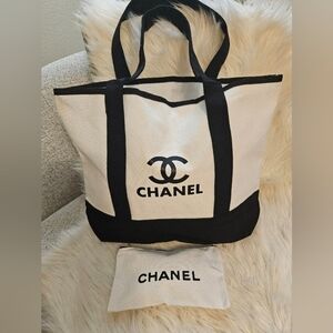 Monochrome Canvas Tote With Pouch